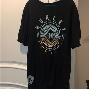 ! Men’s Hurley shirt like new